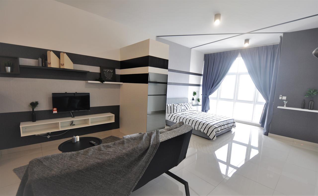 Kitolo Home @ Twin Galaxy 02, Jb星梦奇缘studio款 Johor Bahru Luaran gambar